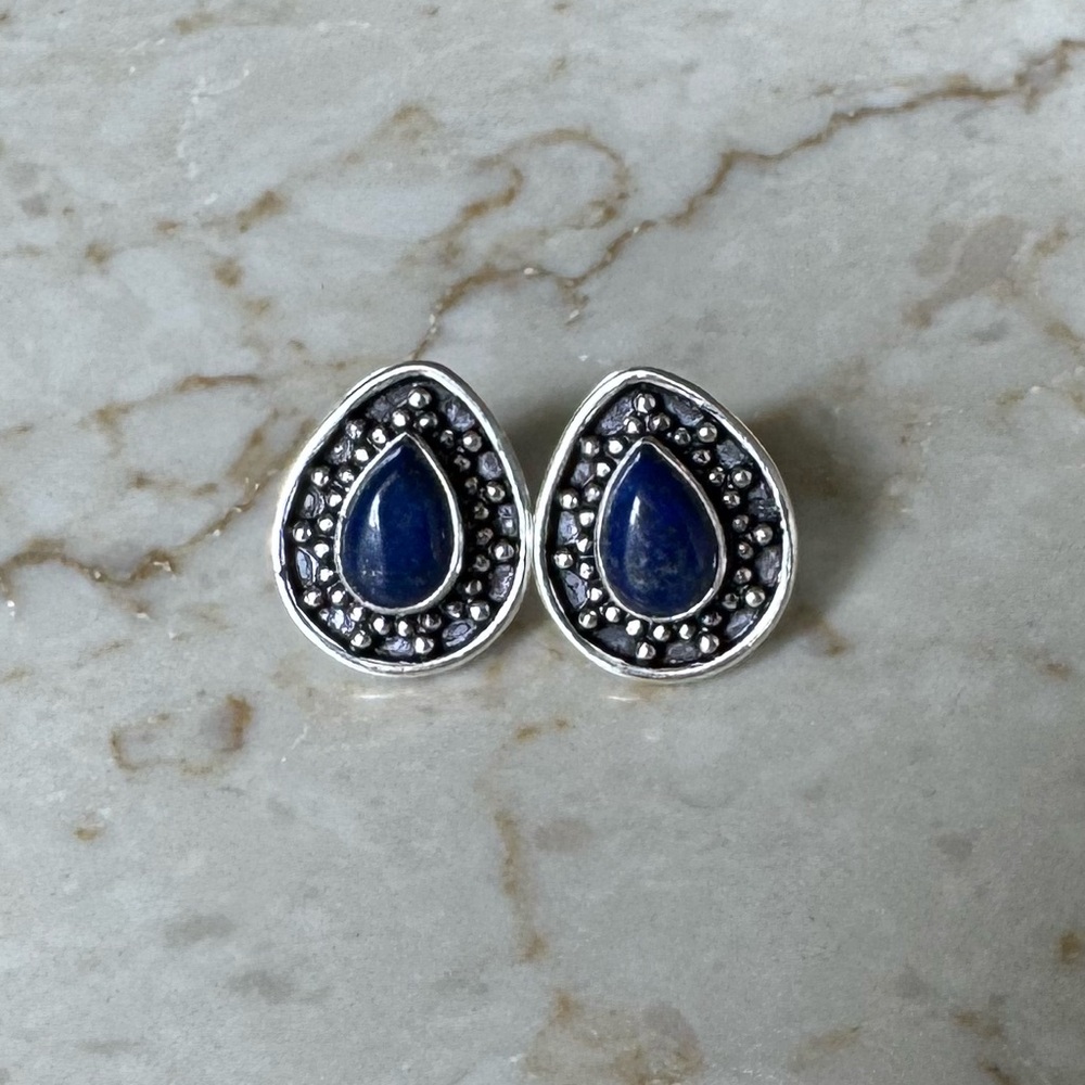 NWOT Sundance Midnight Rain Earrings, Lapis Lazuli, Sterling Silver